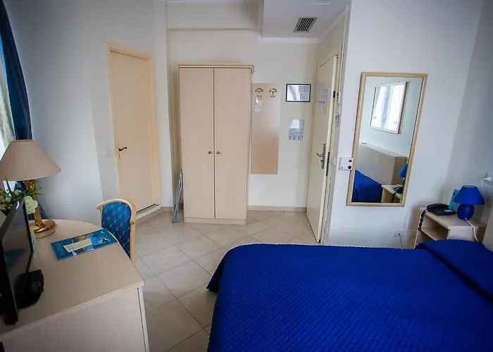 Готель Nuovo Al Mare