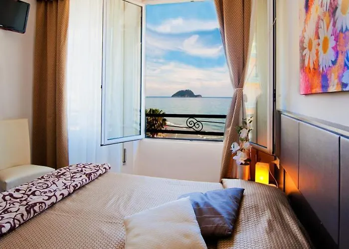 Nuovo Al Mare Готель 3*