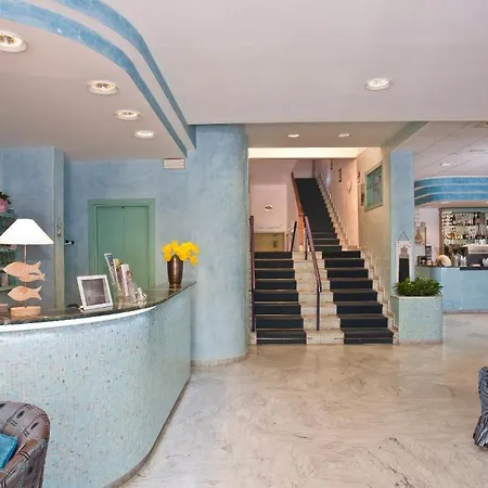 Nuovo Al Mare Готель