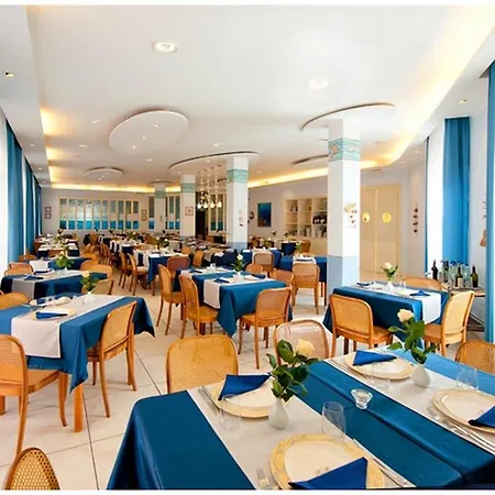 Nuovo Al Mare מלון 3*