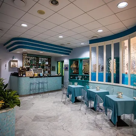 Nuovo Al Mare 3*